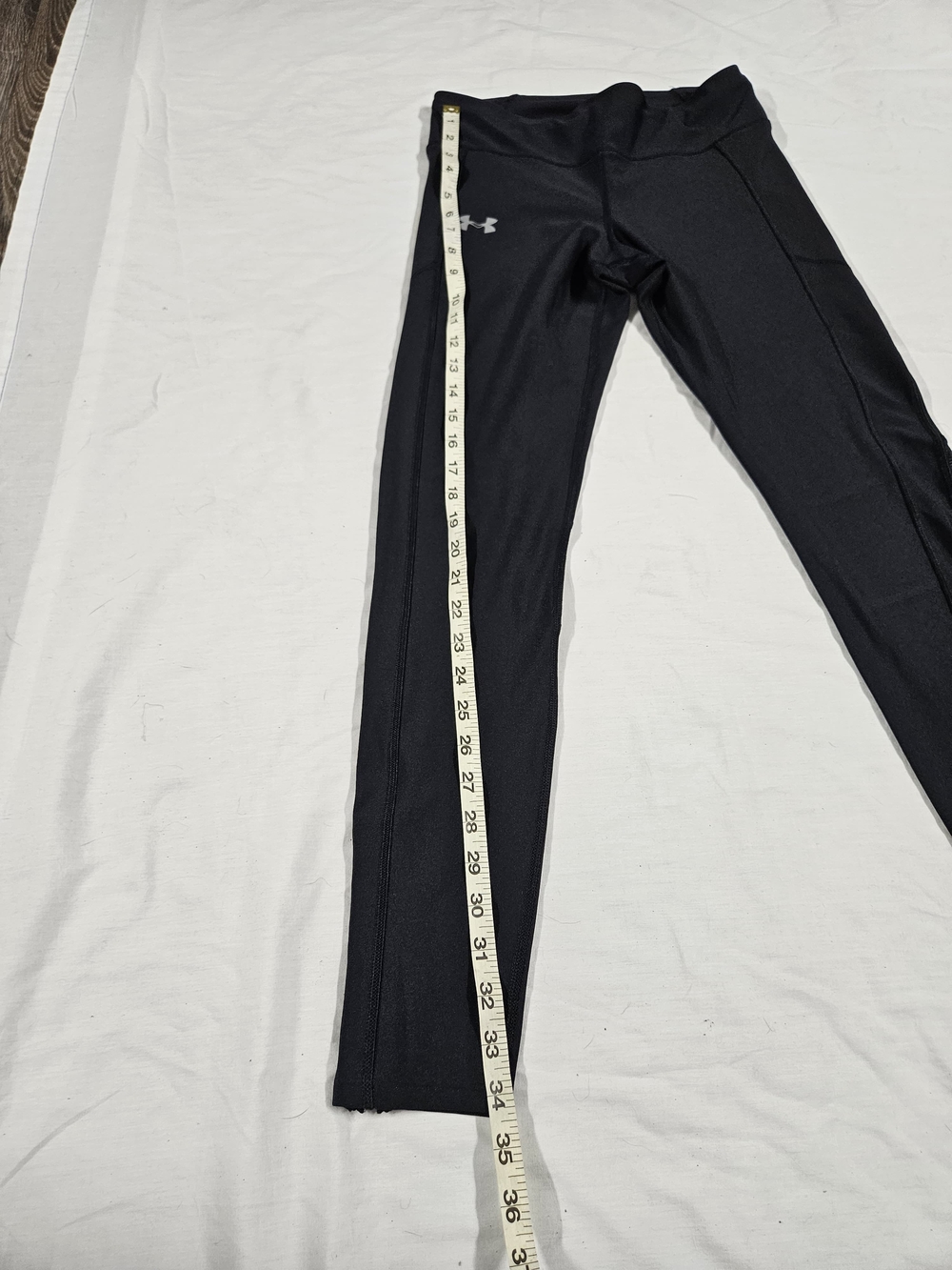 Under Armour Black Reflective Women's Leggings - Picture 4 of 6